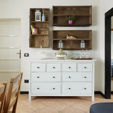 Casa Di Betty - Del Segrino * Carella